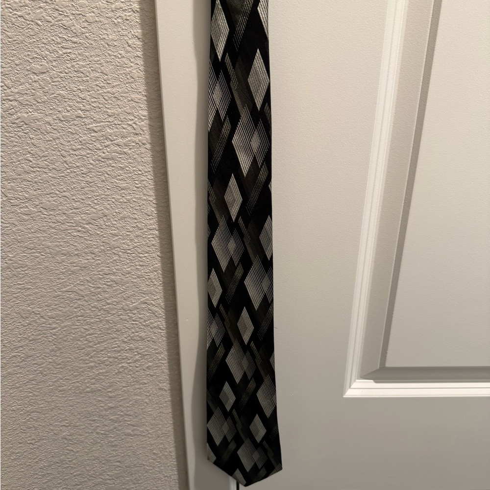 Stafford Black and Silver Geometric Pattern Tie
